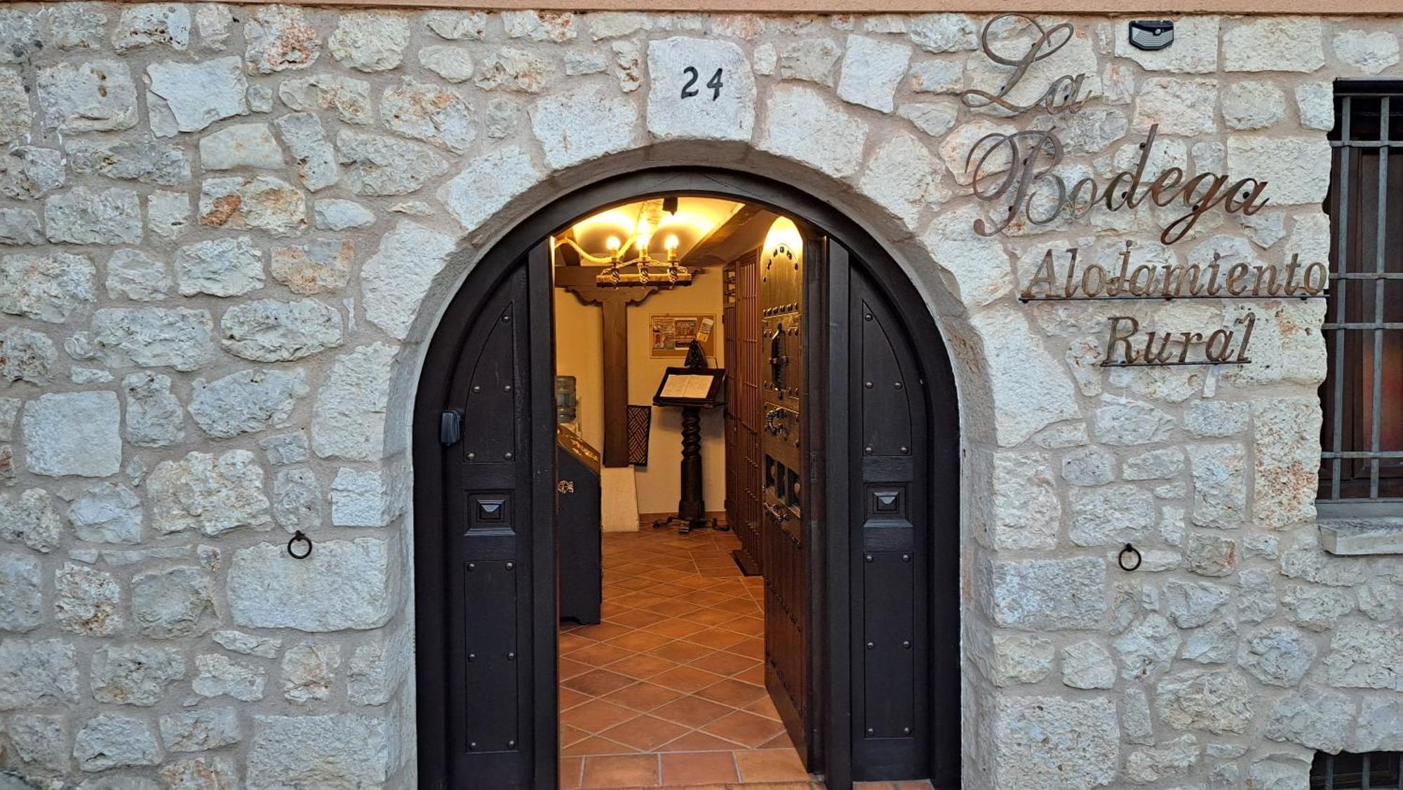 Casa Rural La Bodega, Ofrece Cata De Vino Gratis Horche Εξωτερικό φωτογραφία