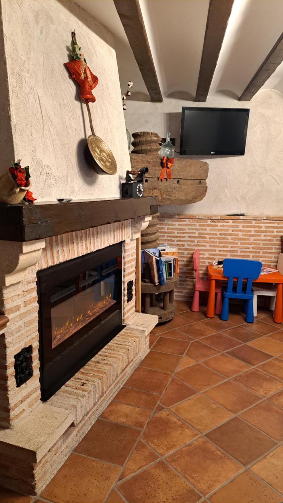 Casa Rural La Bodega, Ofrece Cata De Vino Gratis Horche Εξωτερικό φωτογραφία